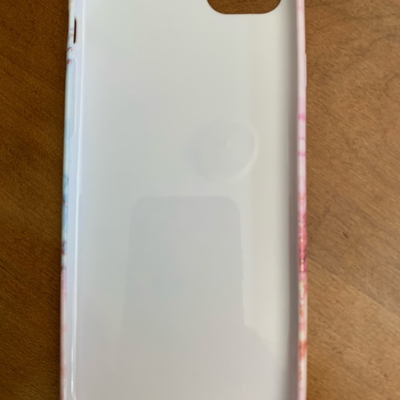 iPhone 8 case - Picture 2 of 2